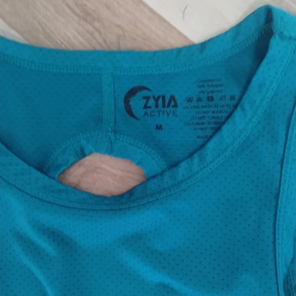 Zyia Active Mesh Split Back Top M - Picture 2 of 4